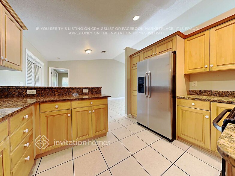 Building Photo - 116 La Mancha Ave