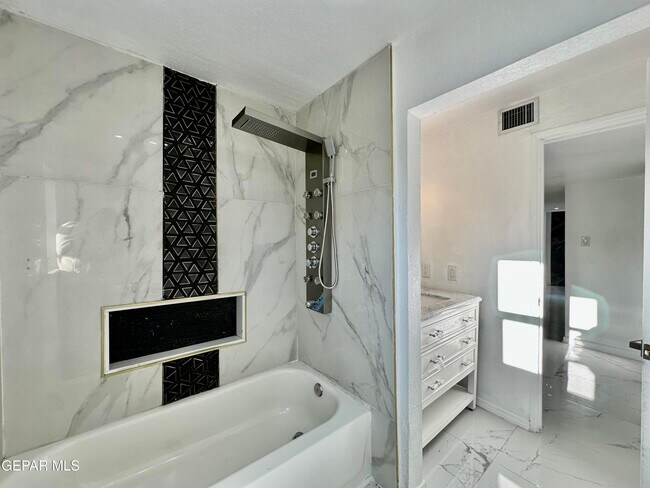 Building Photo - 6332 El Risco St