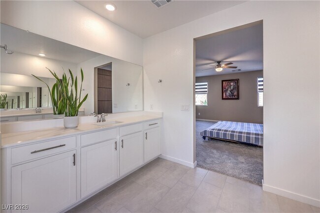 Building Photo - 6093 Avery Pointe St