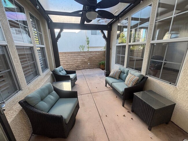 Building Photo - Stunning 5-Bedroom Pool Home with Private ...