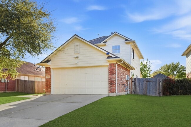 Building Photo - 9519 Maple Green Ln