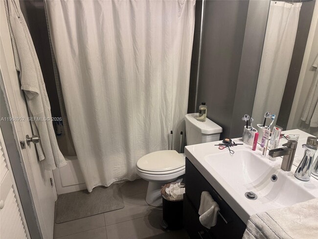 Building Photo - 492 NW 165th St