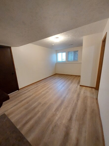 Basement rec room - 801 Dondee Dr