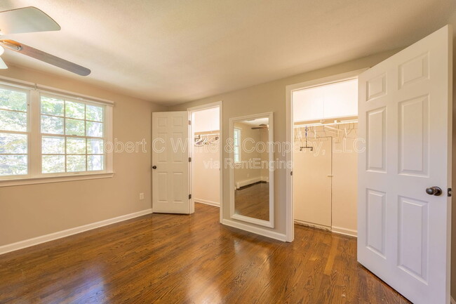 Building Photo - 101 Hungary Rd