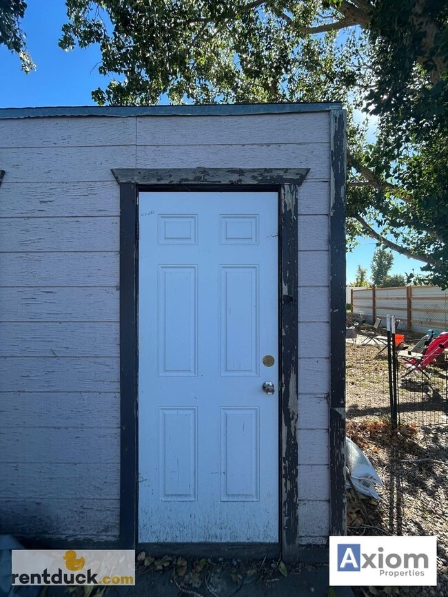 Building Photo - 139-132 Belva Ln