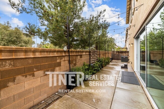 Building Photo - 4166 Hydo Lk Wy