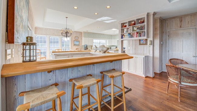 Building Photo - 1383 Debordieu Blvd