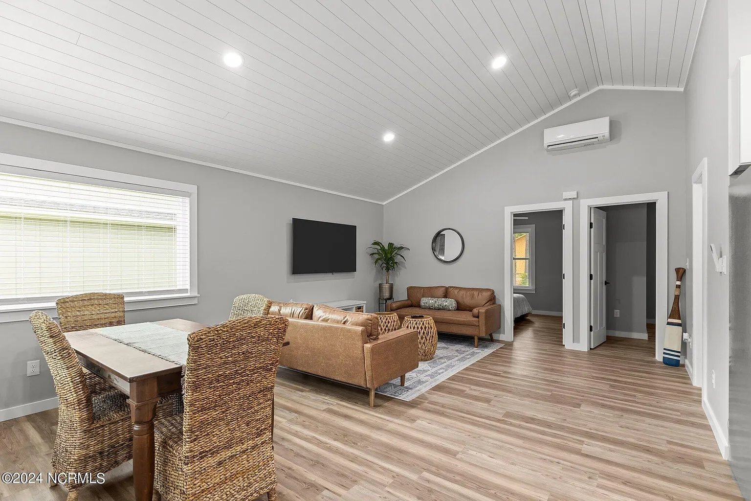 Building Photo - 148 Long Pond Lp