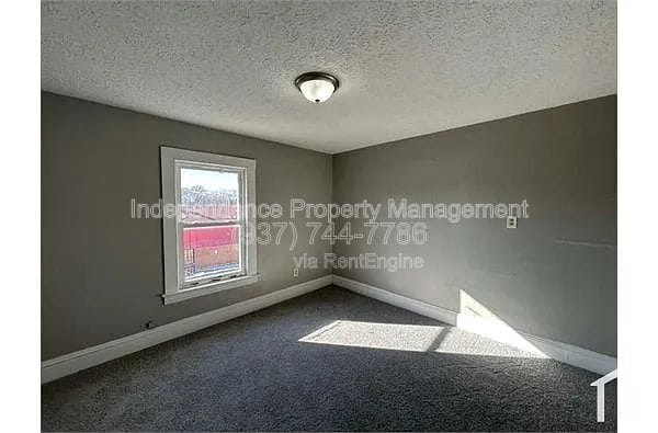 Building Photo - 1813 E 30th St