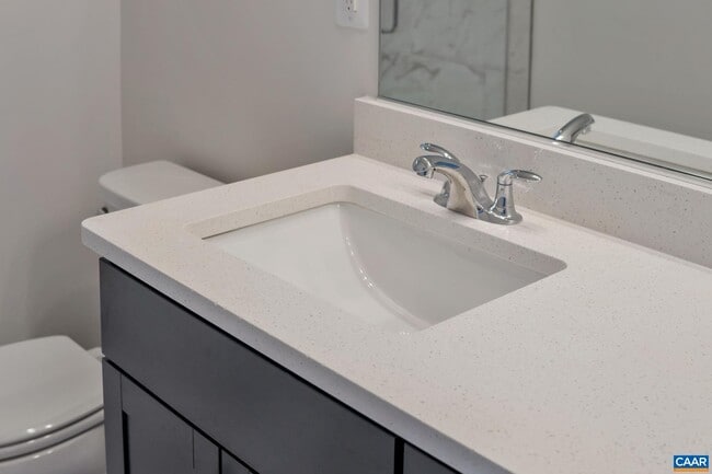 Building Photo - 2022 Calico Ct