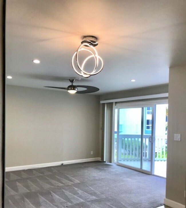 Building Photo - Totally Updated Ocean View 1 bedroom in The Village