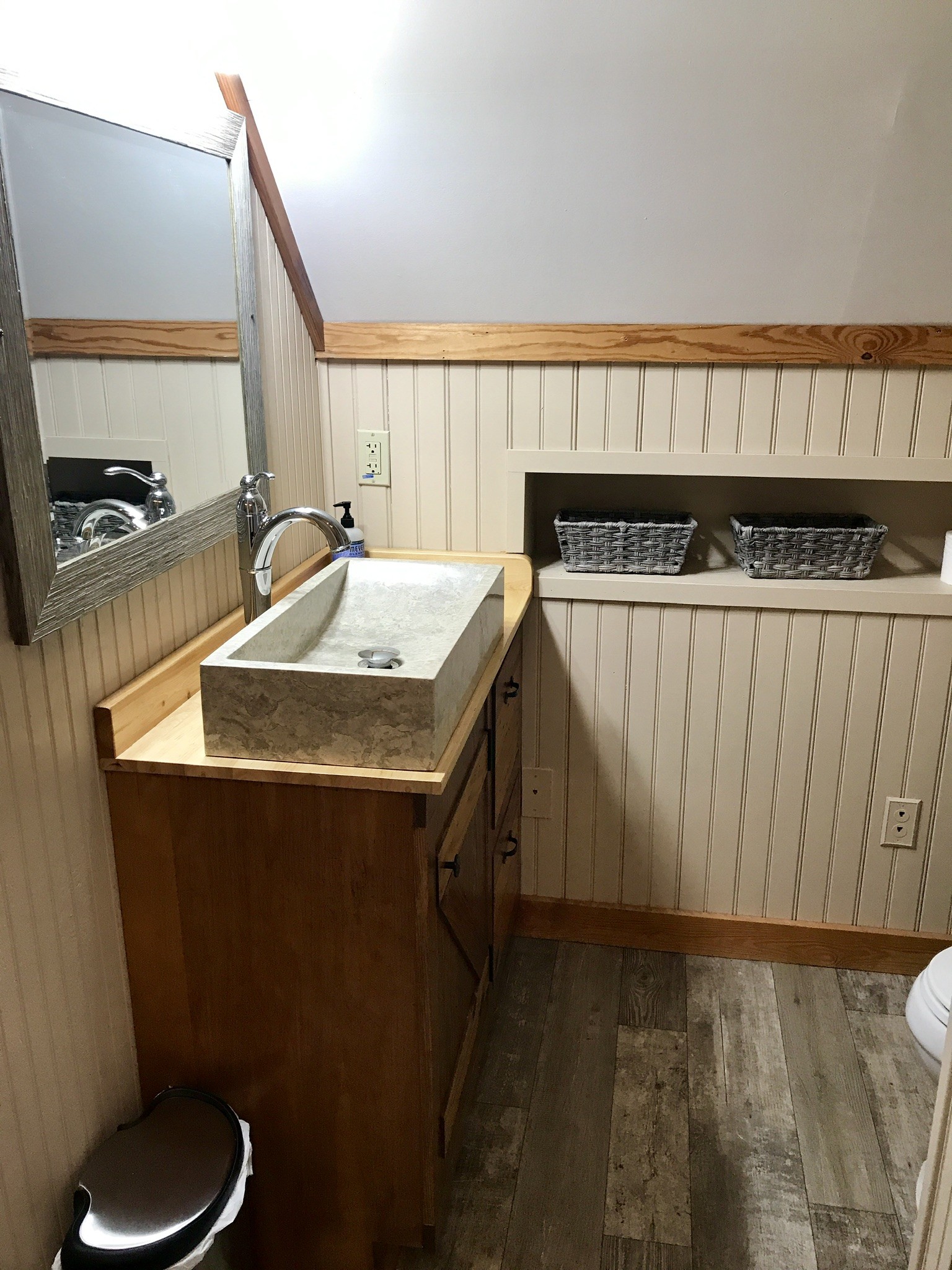 Stone Sink - 631 Yeopim Rd