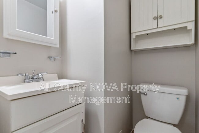 Building Photo - 50 Old Enterprise Rd