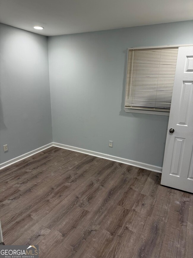 Building Photo - 3456 Thompson Dr NW