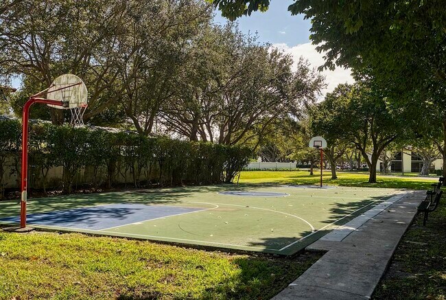 Building Photo - 416 Buttonwood Pl