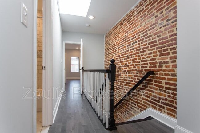 Building Photo - 617 S Lehigh St