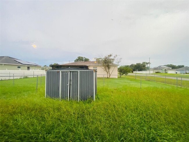 Building Photo - 502 Albatross Dr