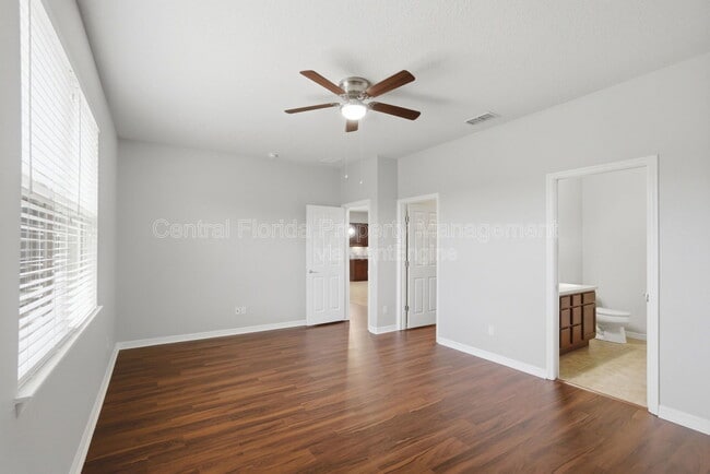 Building Photo - 2772 Mead Ave