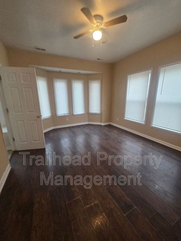 Building Photo - 7311 Blue Ridge Blvd