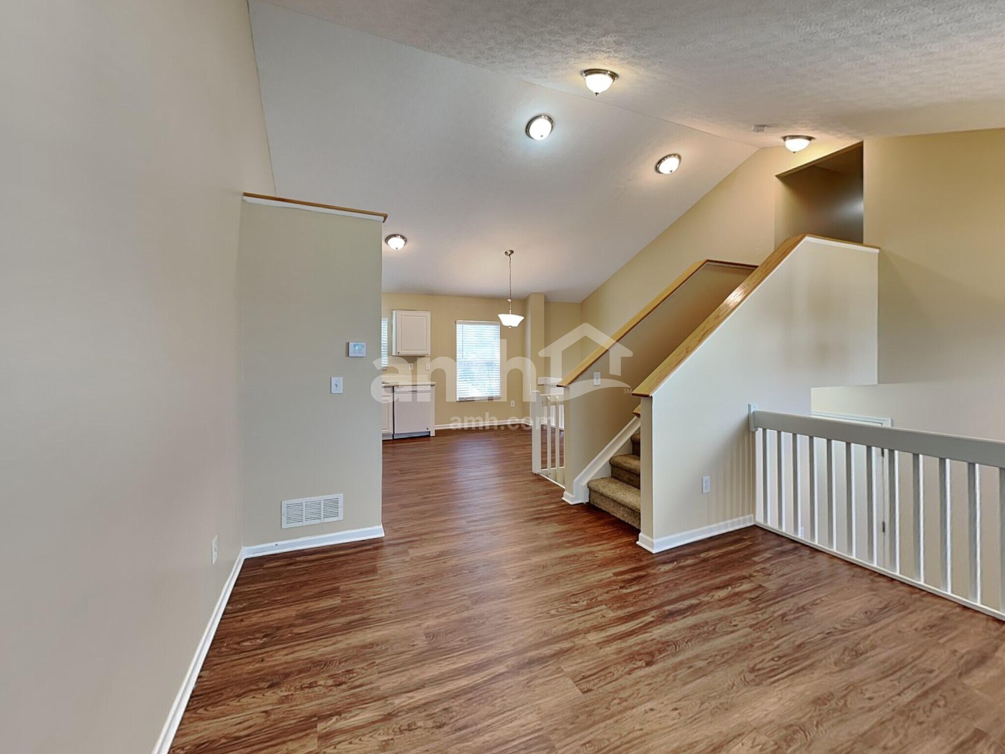 Building Photo - 9283 Ruston Ln