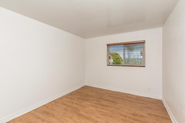 Building Photo - Stunning 2 Bedroom, 2 Bath Home in a Secure Gated Community in Oceanside - Your Dream Home Awaits!