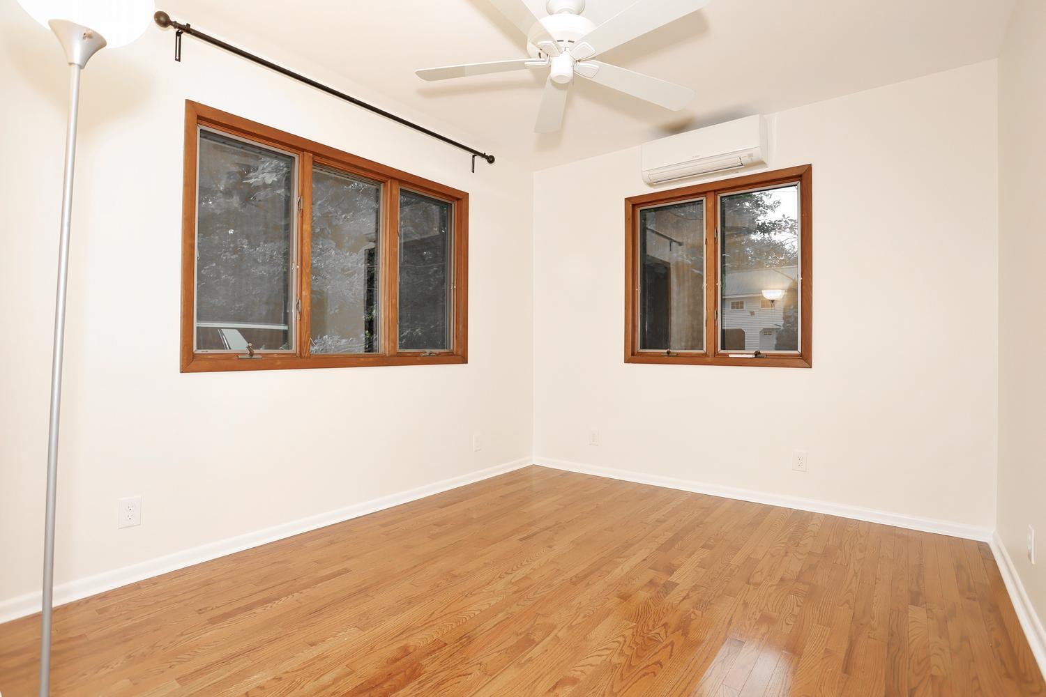 Building Photo - 515 N Monroe St