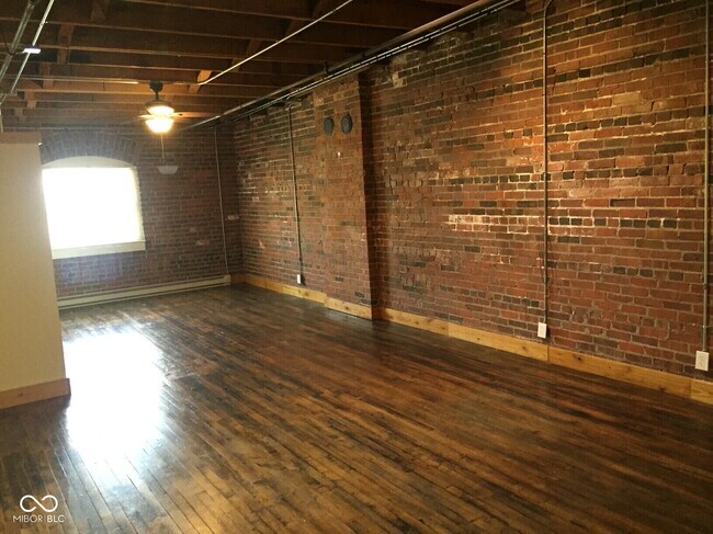 Building Photo - 501 Madison Ave