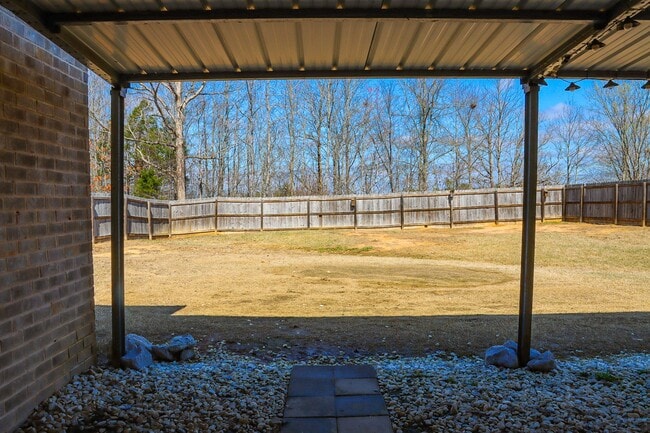 Building Photo - Family Home in Shelbi Place Available Aug ...