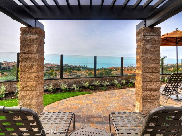 Building Photo - 68 Corniche Dr