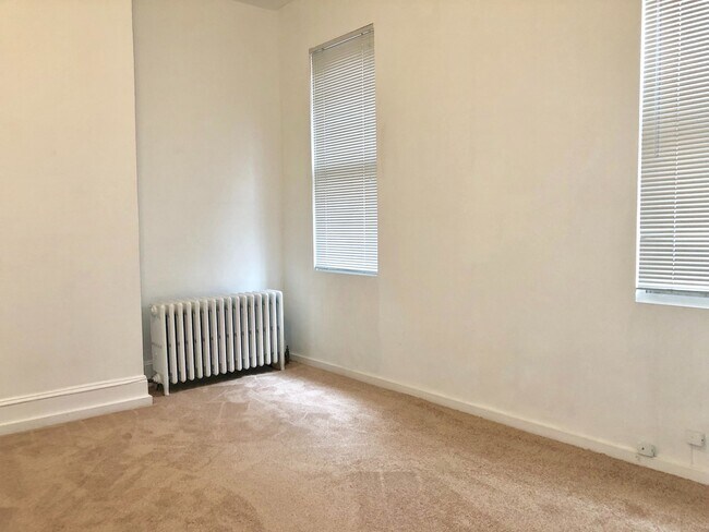 Building Photo - 2504 N Calvert St