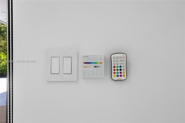 Building Photo - 1117 Adams St