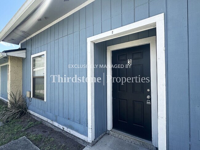 Building Photo - 5143 Indian Lakes Ct