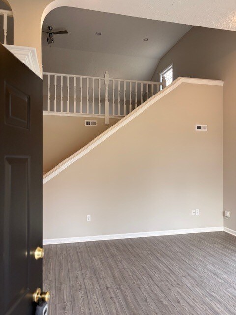 Building Photo - 10738 N Park Ave