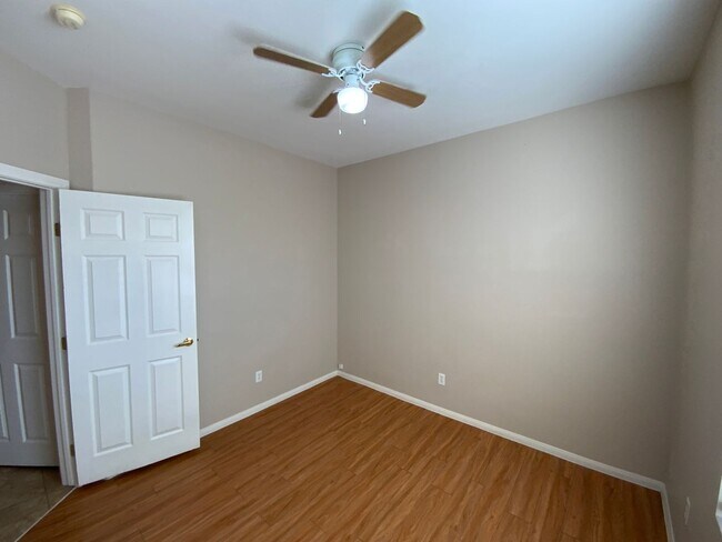 Building Photo - 1022 Pecos River Ave