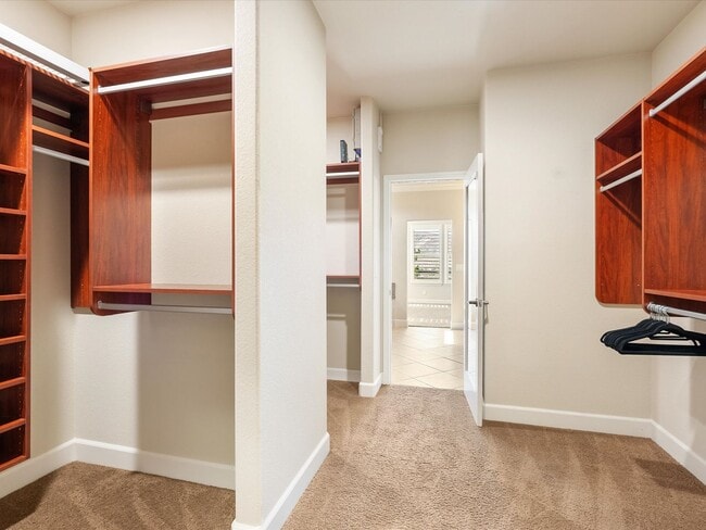 Building Photo - Located in the Exclusive Somersett Regency...