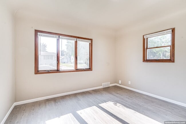 Building Photo - 524 Harrison St