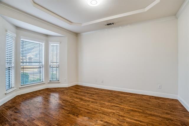 Building Photo - 13085 Llano Ave