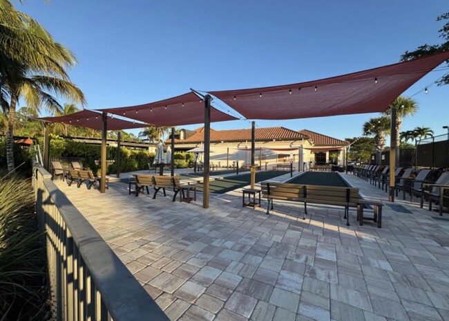 Building Photo - 9560 Trevi Ct