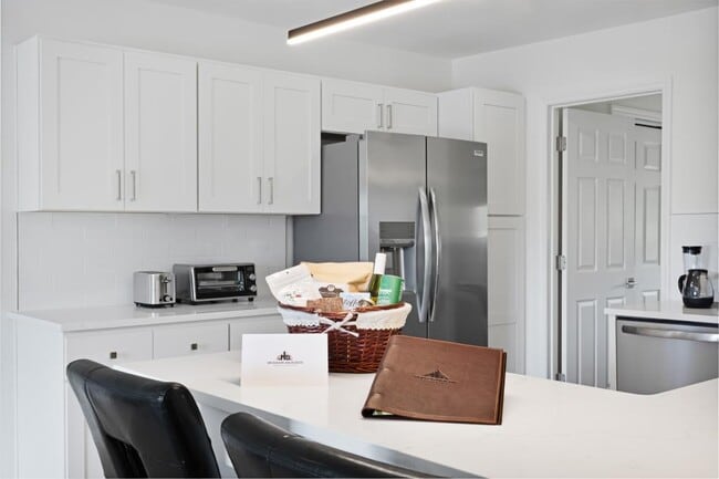 Building Photo - 1309 Hudson Ave