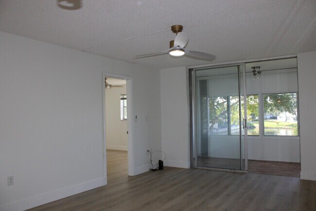 Building Photo - 8130 Sunrise Lakes Blvd