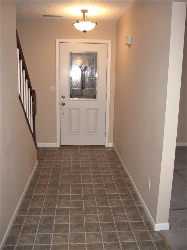 Building Photo - 2213 Namekagon St