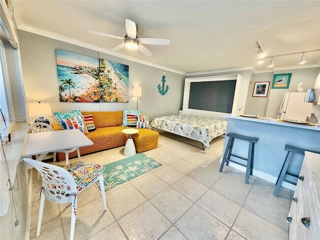 Building Photo - 1480 S Ocean Blvd