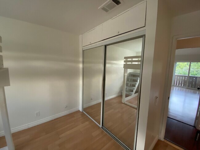 Building Photo - 9601 Woodman Ave