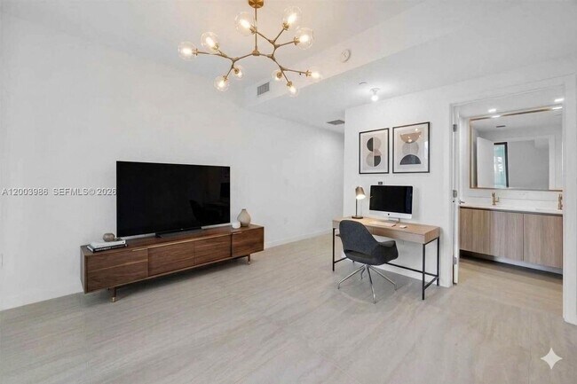 Building Photo - 77 SE 5th St