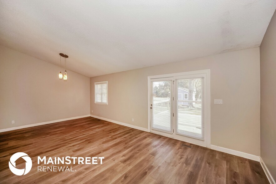 Building Photo - 167 Mooreland Rd