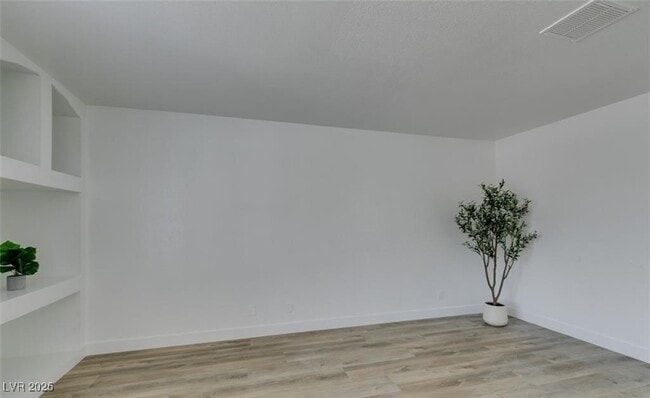 Building Photo - 6932 Kilgore Dr