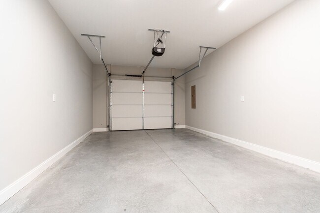 Building Photo - 3417 Frylee Ct