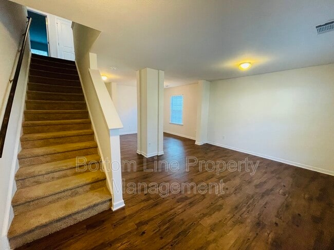Building Photo - 5316 Park Brook Dr