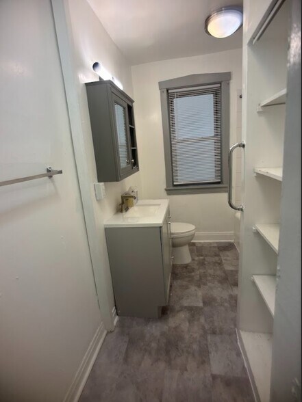 Building Photo - 113 Harrison St