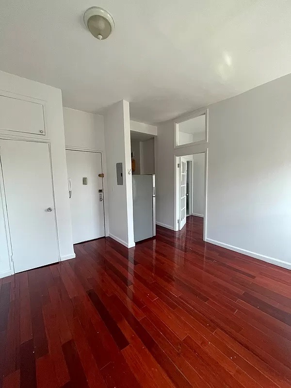 Building Photo - 1 Bedroom 1 Bathroom Apartment